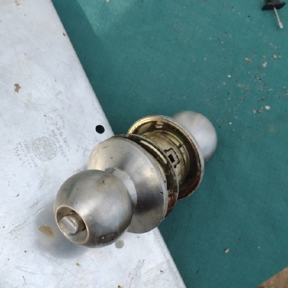 Silver Door Knob LockSet - Picture 1 of 3